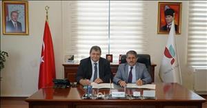 Yalova Üniversitesi İle Kıbrıs Sosyal Bilimler Üniversitesi Arasında İş Birliği Protokolü İmzalandı