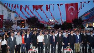 Yalova 15 Temmuz Demokrasi ve Milli Birlik Günü’nde Demokrasi Nöbeti Tuttu
