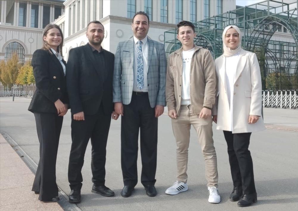 Yalova Üniversitesi, Cumhurbaşkanlığı Himayelerinde Gerçekleşen ‘e-İnsan Programı’ Lansmanına Katıldı