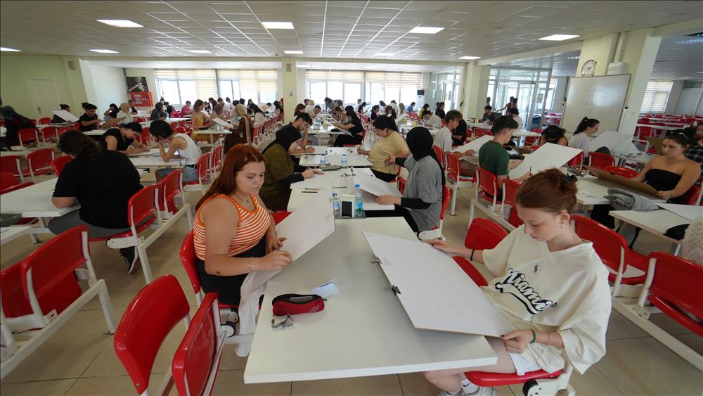 Yalova Üniversitesi Sanat ve Tasarım Fakültesi Özel Yetenek Sınavları Tamamlandı