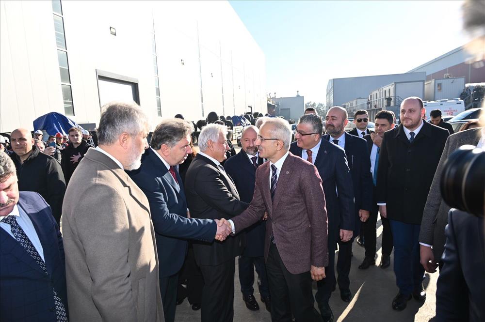 Rektörümüz Bahçekapılı, Ulaştırma ve Altyapı Bakanı Abdulkadir Uraloğlu'nun Başkanlığındaki İl Koordinasyon Toplantısına Katıldı