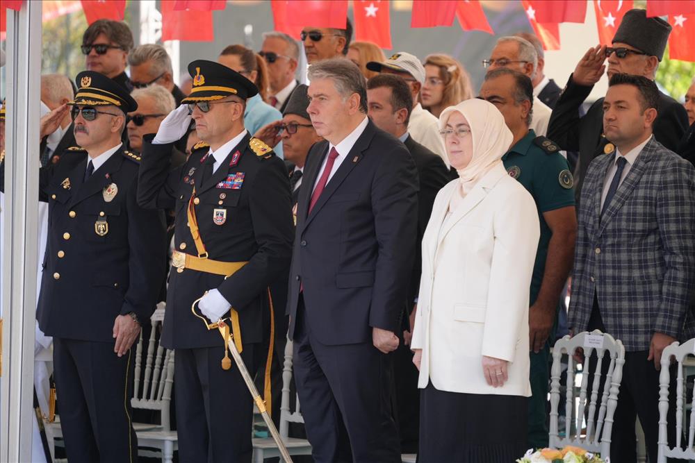 Rektörümüz Zafer Bayramı Etkinliklerine