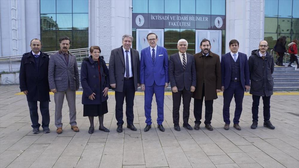 Bosna Hersek’in Geleceği Yalova Üniversitesinde Ele Alındı