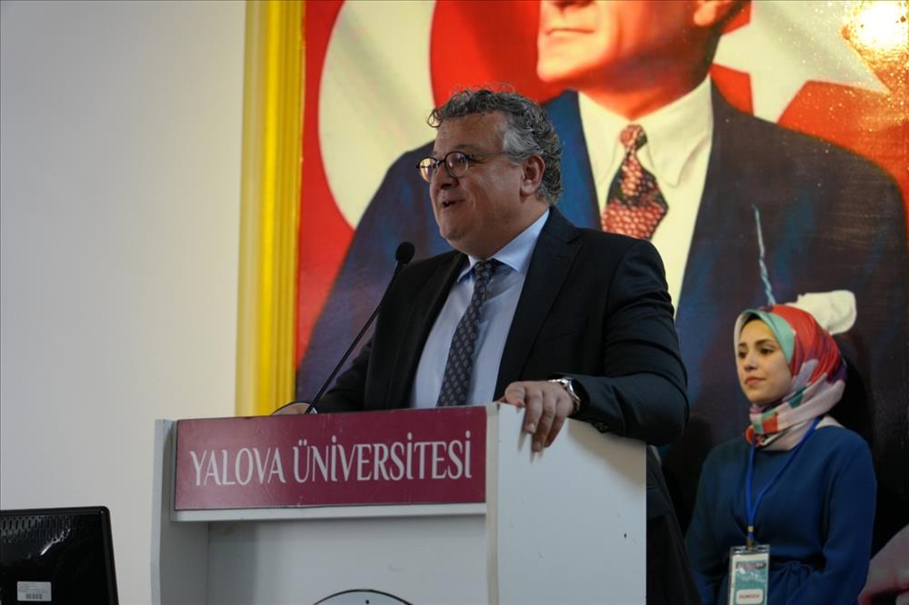 An Entrepreneurship Conference Entitled “Guiding Approaches with a Vision for Innovation and Leading Entrepreneurship” Was Held