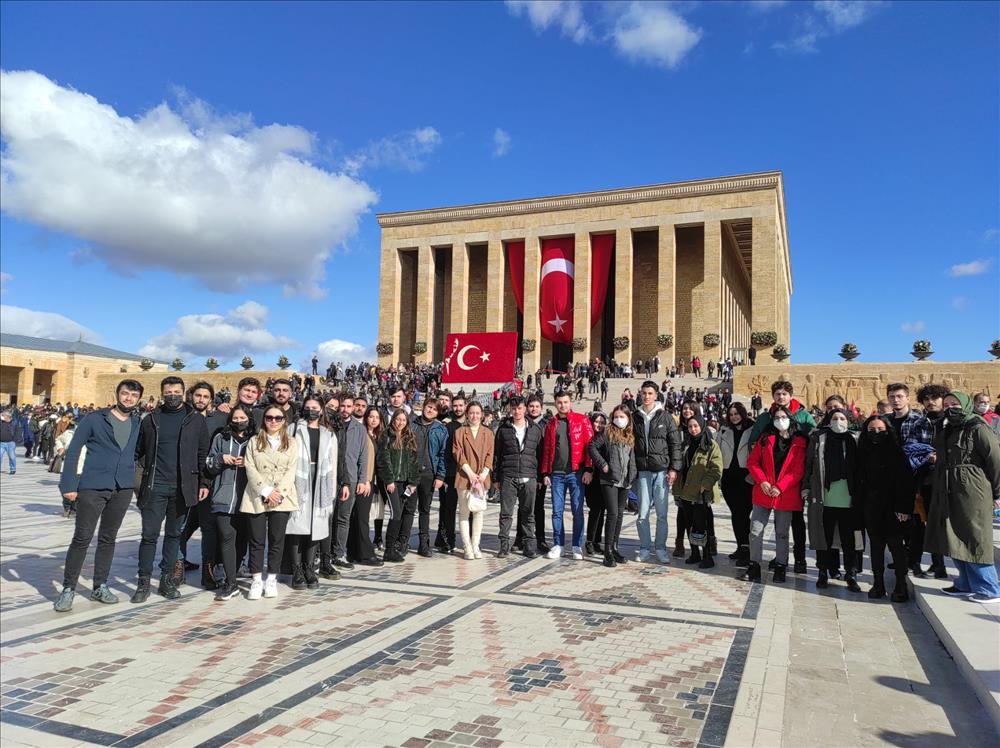 Yalova Üniversitesi Öğrencileri 10 Kasım’da Atatürk’ü Anıtkabir’de Andı