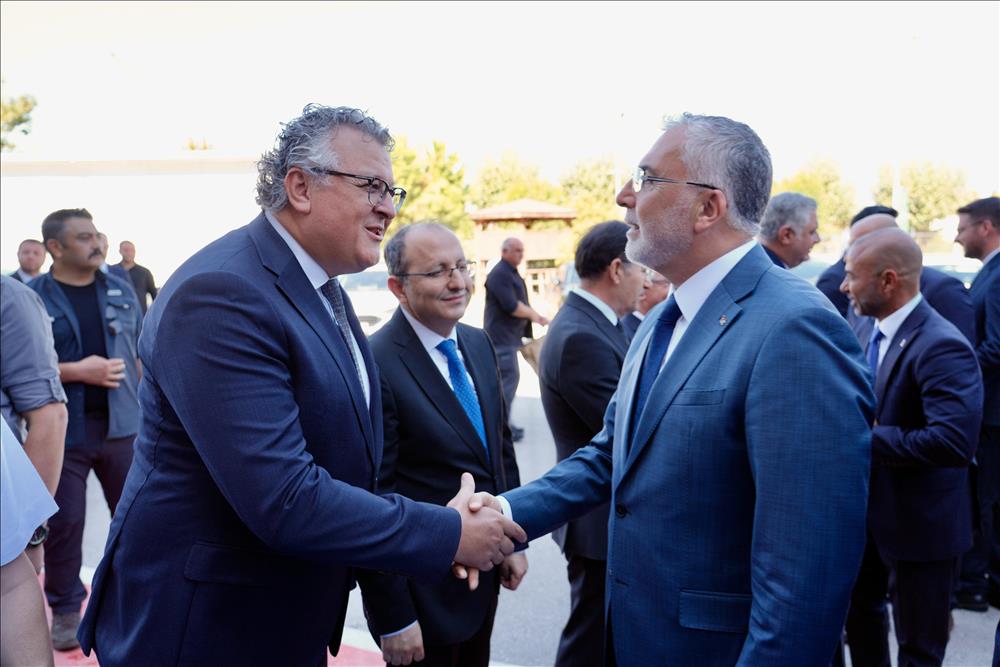 Rektör Yardımcımız Prof. Dr. Serdar Geri, Bakan Işıkhan’a Eşlik Etti