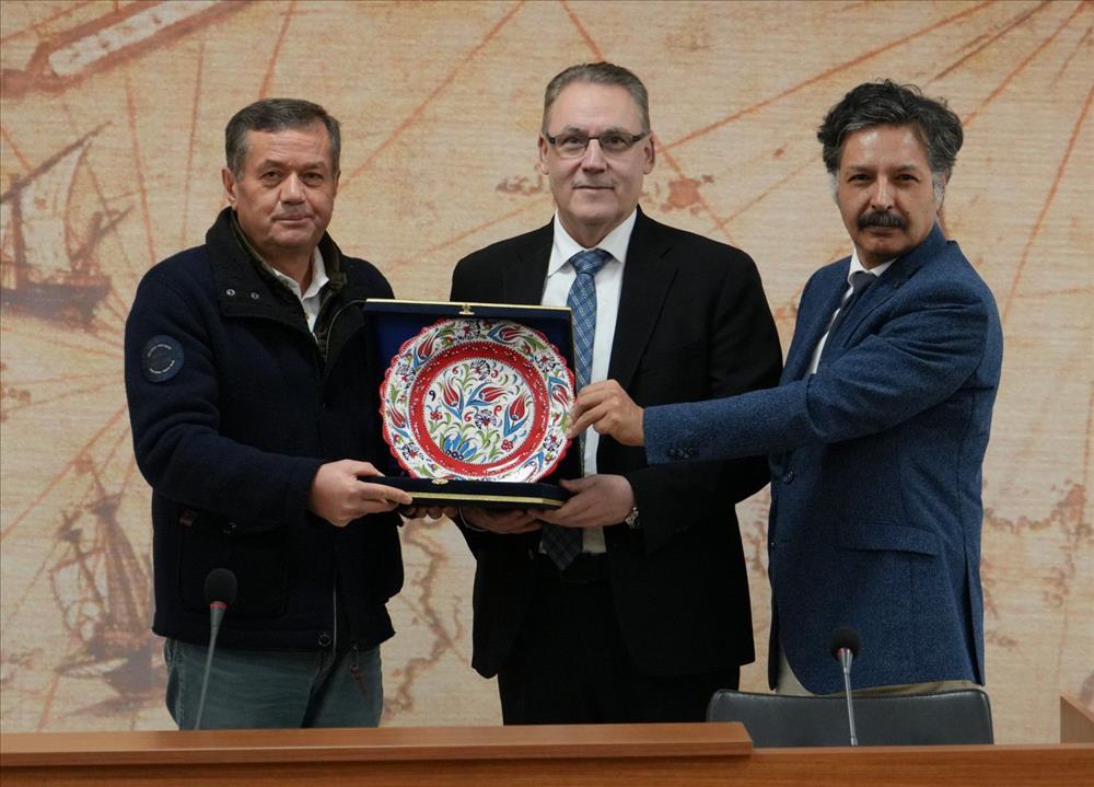 Uluslararası Göç ve Ekonomi Konuşması Gerçekleşti 