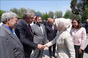 Aile Bakanı Göktaş, Yalova ve Çınarcık Huzurevi'ni Ziyaret Etti