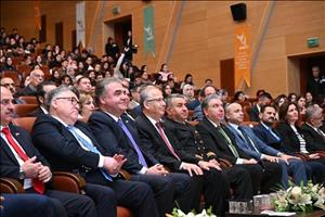 Rektörümüz Prof. Dr. Mehmet Bahçekapılı, Bilimsel Araştırmalar Öğrenci Kongresi’ne katıldı. 
