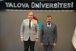 İzmir Kâtip Çelebi Üniversitesi Rektörü Prof. Dr. Saffet Köse, Rektörümüz Prof. Dr. Mehmet Bahçekapılı’yı makamında ziyaret etti.