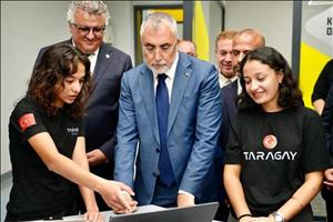 Yalova University Students Presented Their Projects to Minister Prof. Dr Vedat Işıkhan